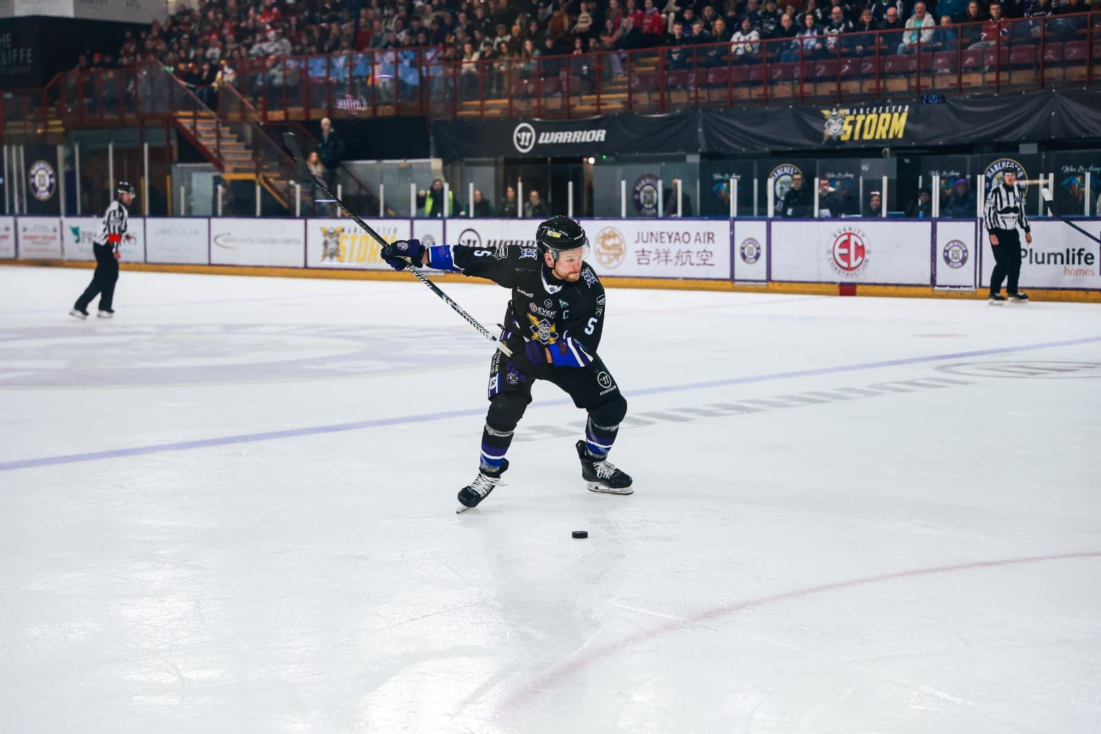 STORM RETAIN KYLE LOCKE FOR 26/27